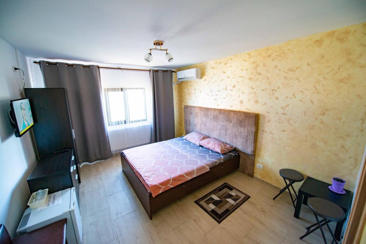 Casa Dumitrescu Hotel Navodari Bagian luar foto